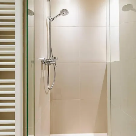 Sleek Design In Trendy Mitte Apartamento