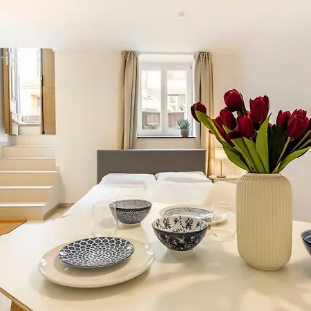 Sleek Design In Trendy Mitte Apartamento Berlín